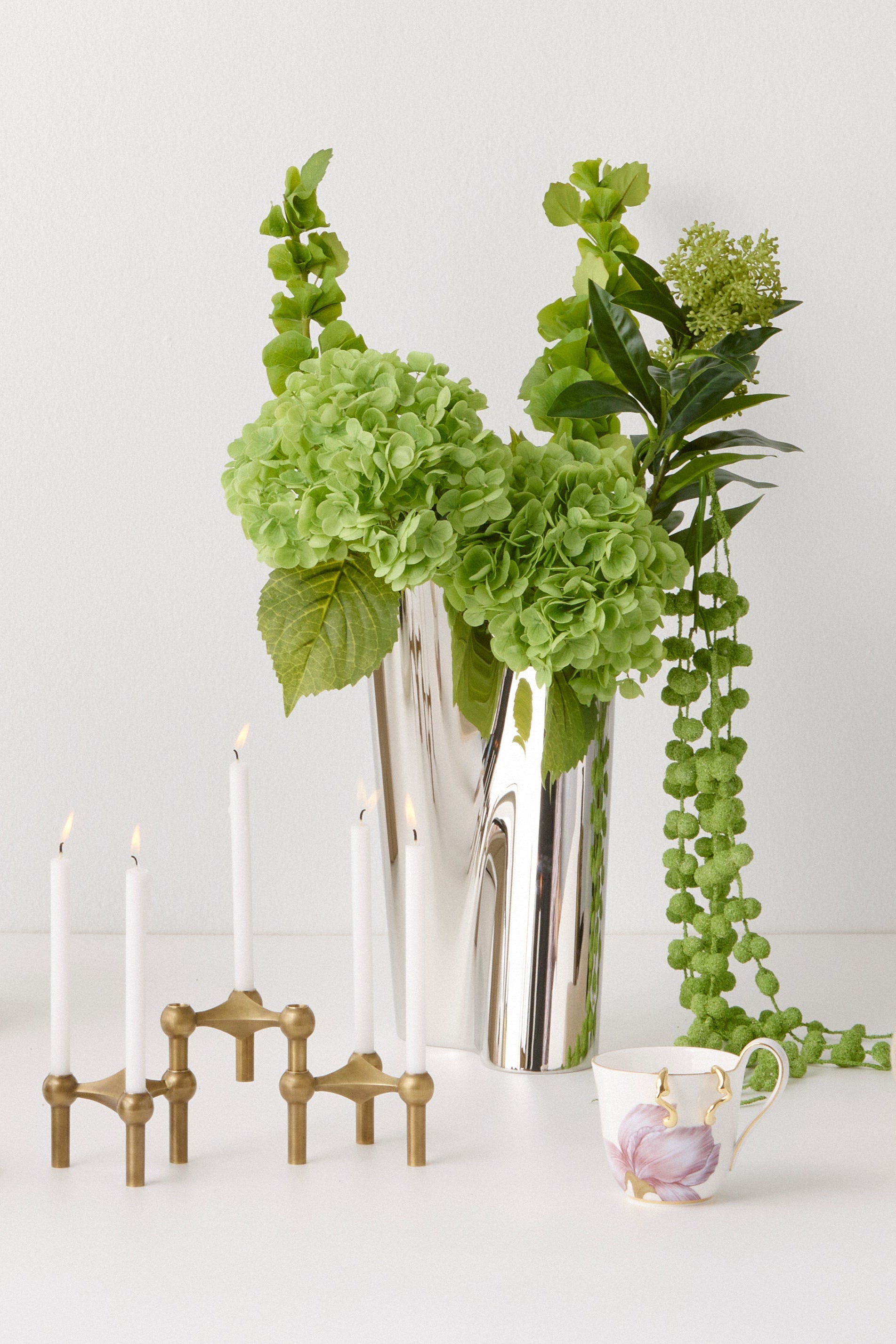 Nagel lysestage - børstet messing